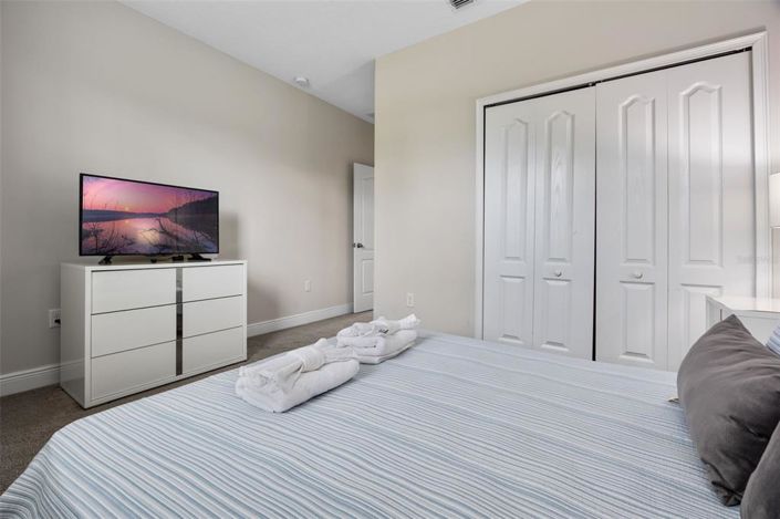 Image No.33-3 Bed Property for sale