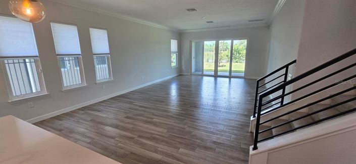 Image No.2-4 Bed Property for sale