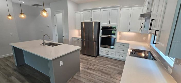 Image No.6-4 Bed Property for sale