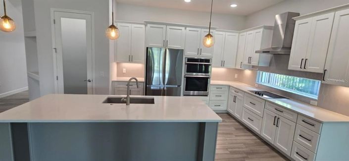 Image No.7-4 Bed Property for sale