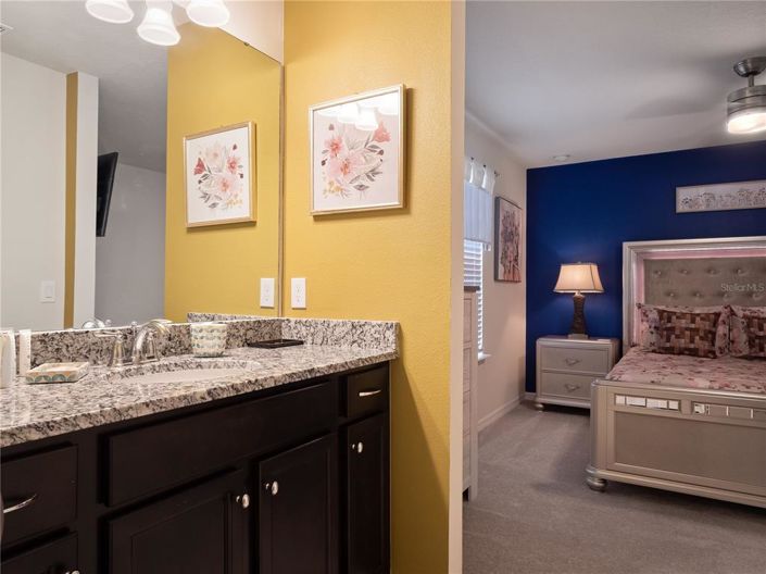 Image No.24-9 Bed Property for sale