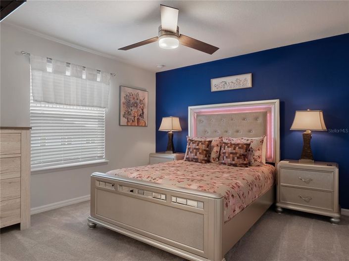 Image No.25-9 Bed Property for sale