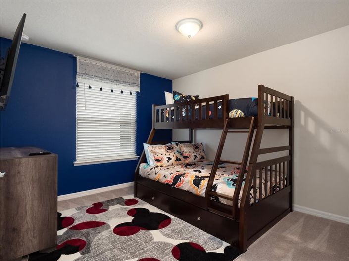 Image No.37-9 Bed Property for sale