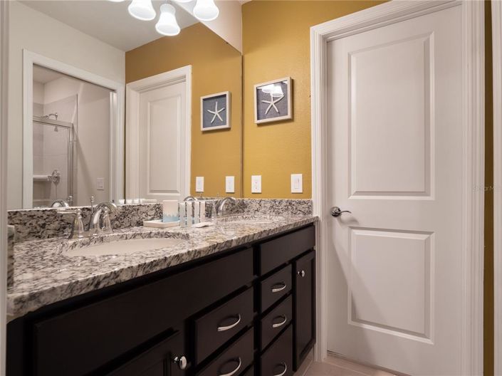 Image No.38-9 Bed Property for sale