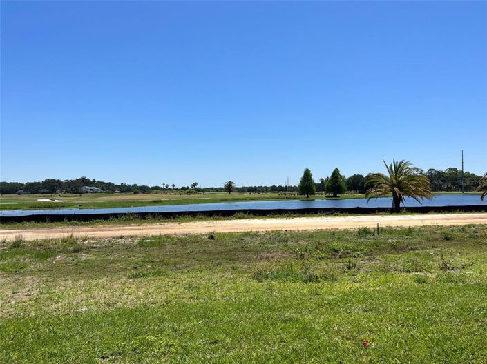 Image No.25-3 Bed Townhouse for sale