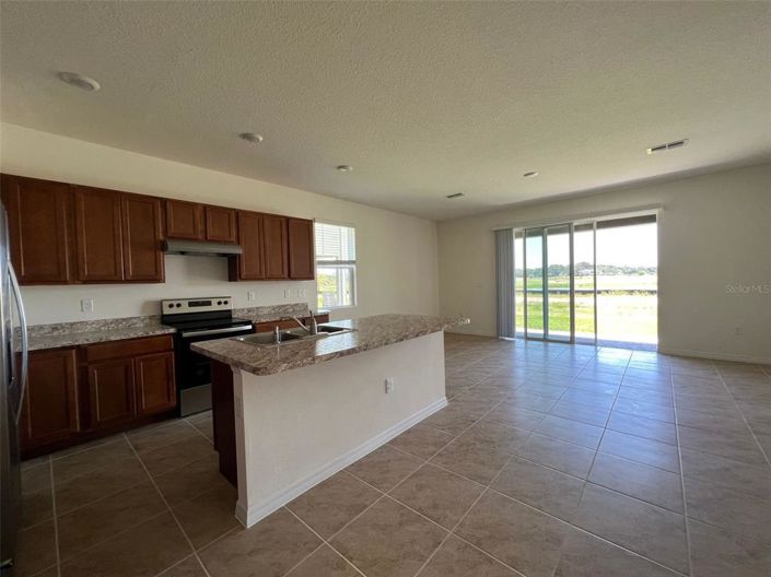 Image No.4-3 Bed Townhouse for sale