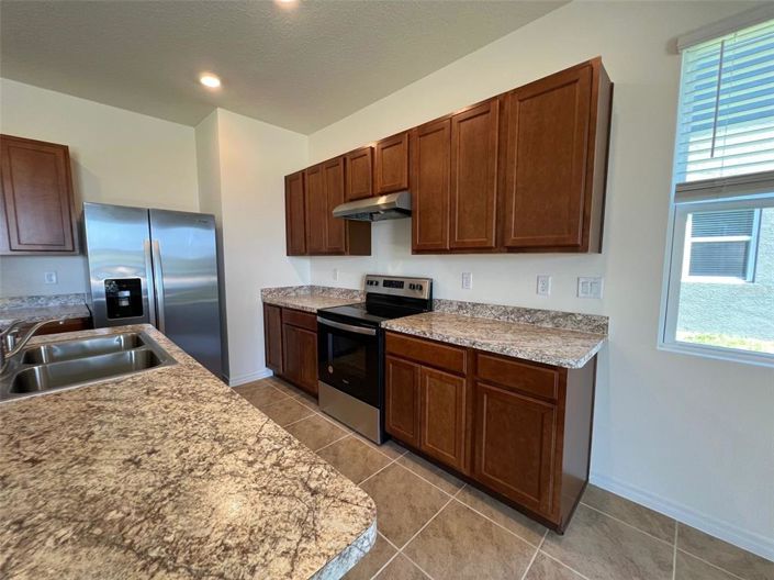 Image No.5-3 Bed Townhouse for sale