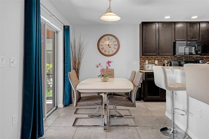 Image No.11-4 Bed Property for sale