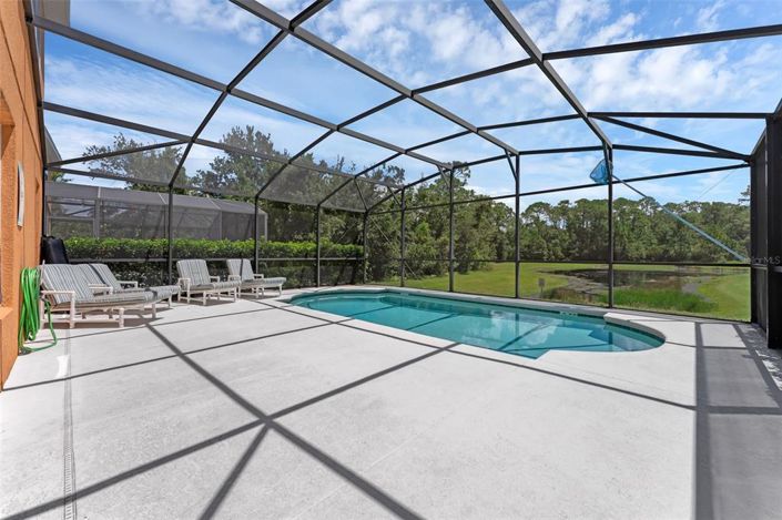 Image No.6-4 Bed Property for sale