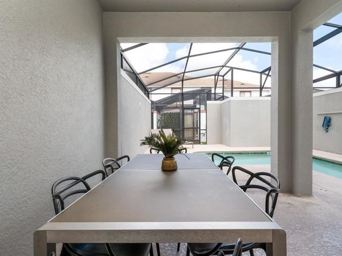 Image No.15-4 Bed Townhouse for sale