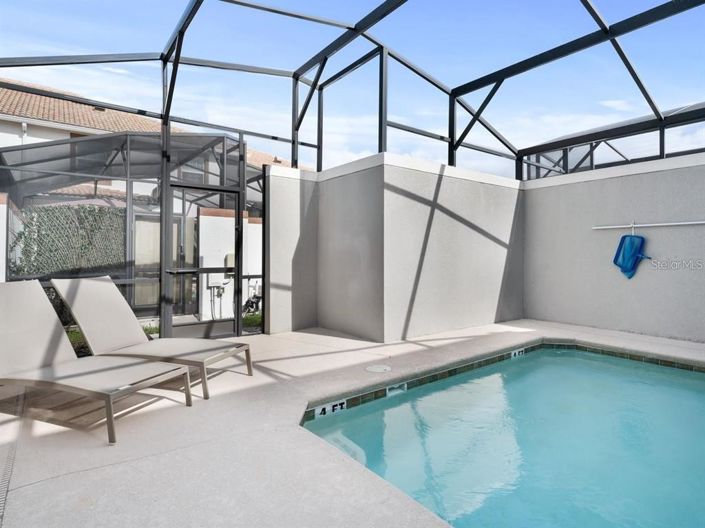 Image No.16-4 Bed Townhouse for sale