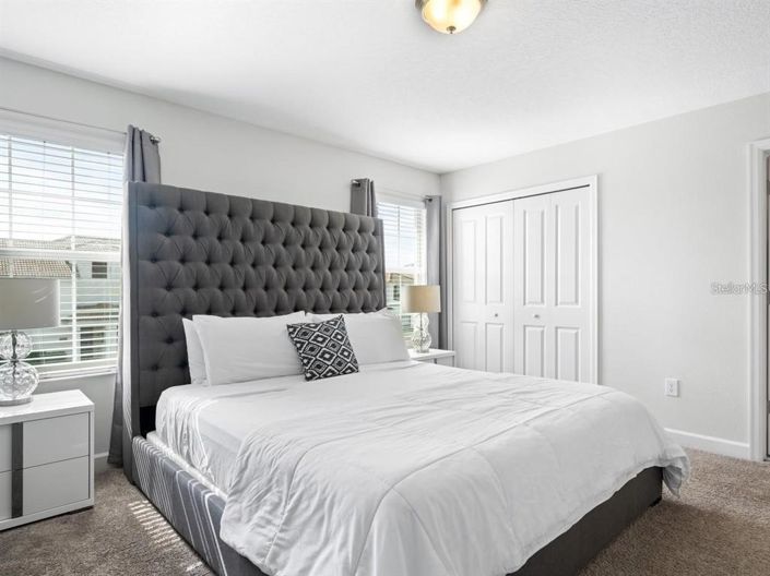 Image No.21-4 Bed Townhouse for sale