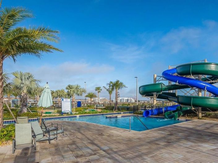 Image No.40-4 Bed Townhouse for sale