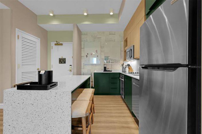 Image No.9-2 Bed Property for sale