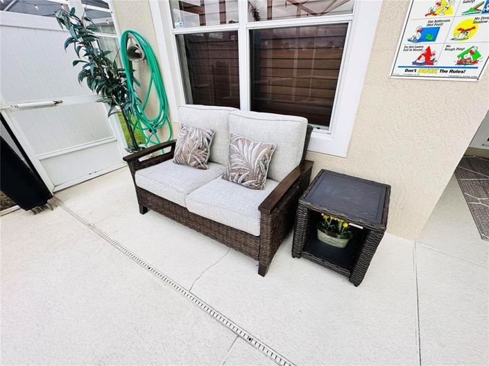 Image No.32-4 Bed Property for sale