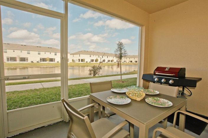 Image No.14-3 Bed Townhouse for sale