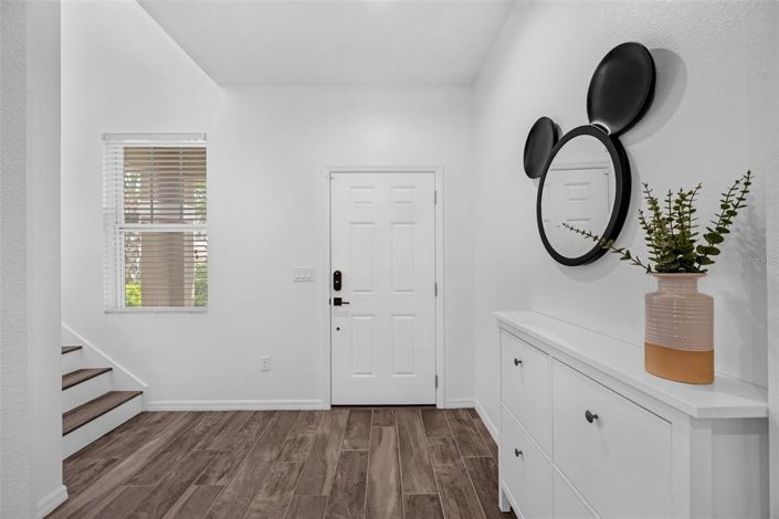 Image No.4-5 Bed Property for sale