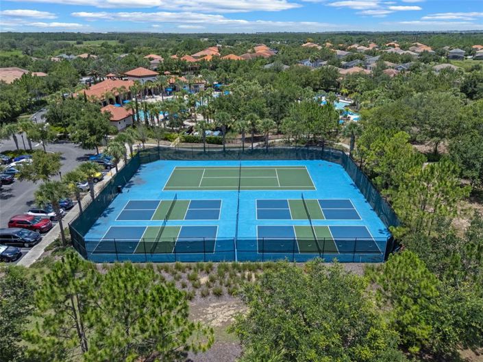 Image No.44-5 Bed Property for sale