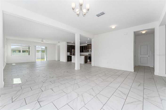 Image No.18-Propriété de 4 chambres à vendre à Davenport