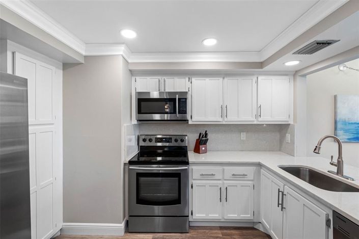 Image No.26-1 Bed Property for sale