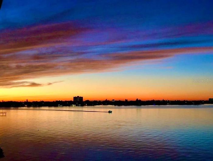 Image No.69-1 Bed Property for sale