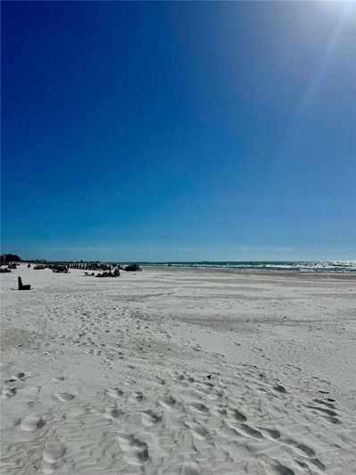 Image No.76-1 Bed Property for sale