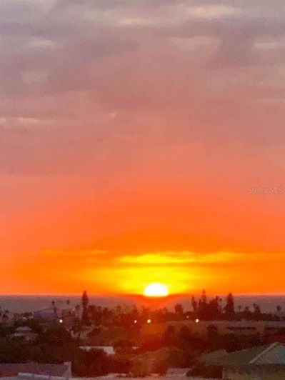 Image No.78-1 Bed Property for sale