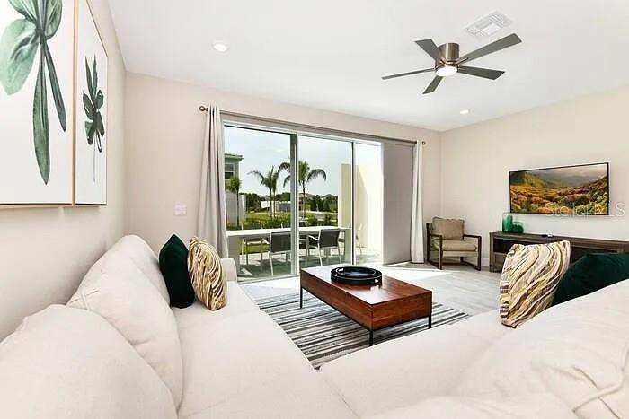 Image No.2-3 Bed Townhouse for sale