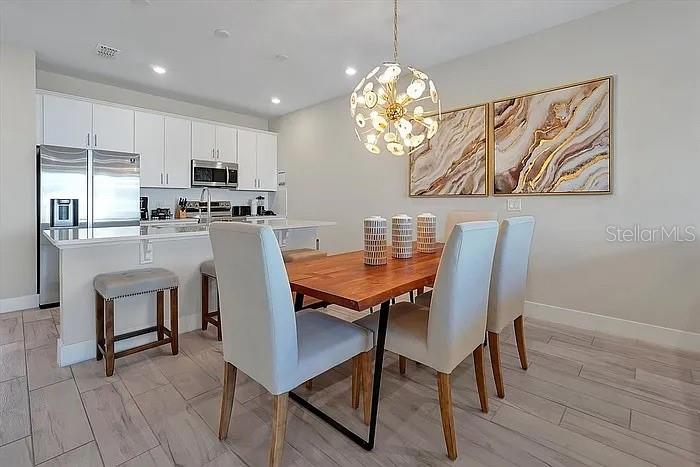 Image No.4-3 Bed Townhouse for sale