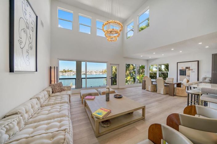 Image No.22-Propriété de 4 chambres à vendre à Floride