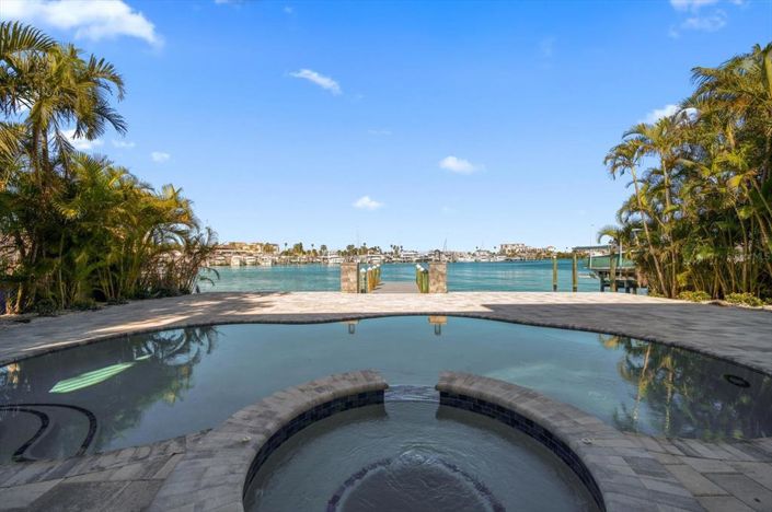 Image No.79-Propriété de 4 chambres à vendre à Floride