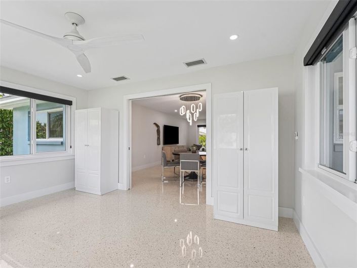 Image No.19-Propriété de 2 chambres à vendre à Floride