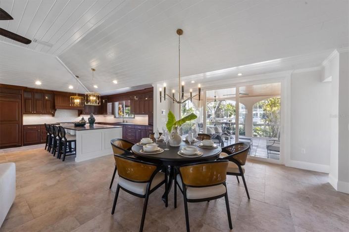 Image No.23-Propriété de 4 chambres à vendre à Anna Maria