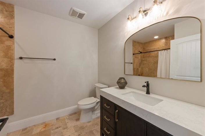 Image No.28-Propriété de 4 chambres à vendre à Anna Maria