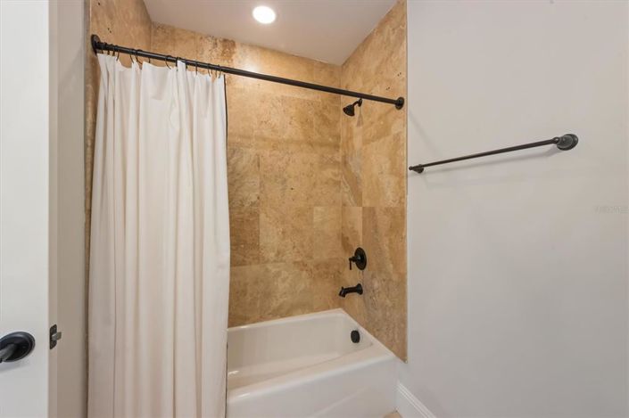 Image No.29-Propriété de 4 chambres à vendre à Anna Maria