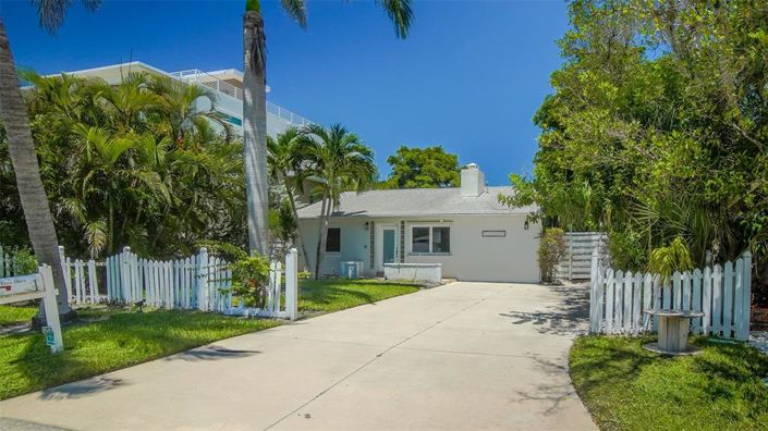 Image No.1-Propriété de 2 chambres à vendre à Sarasota