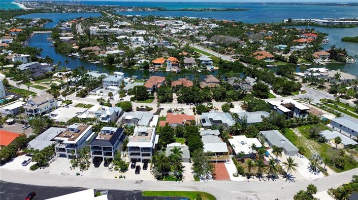 Image No.7-Propriété de 2 chambres à vendre à Sarasota