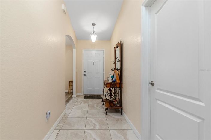 Image No.3-3 Bed Property for sale