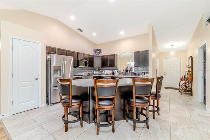 Image No.6-3 Bed Property for sale