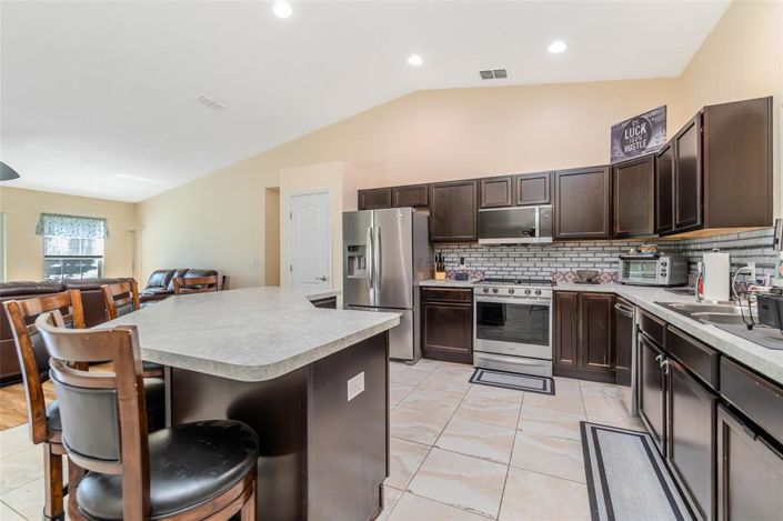 Image No.7-3 Bed Property for sale