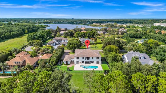 Image No.2-8 Bed Property for sale