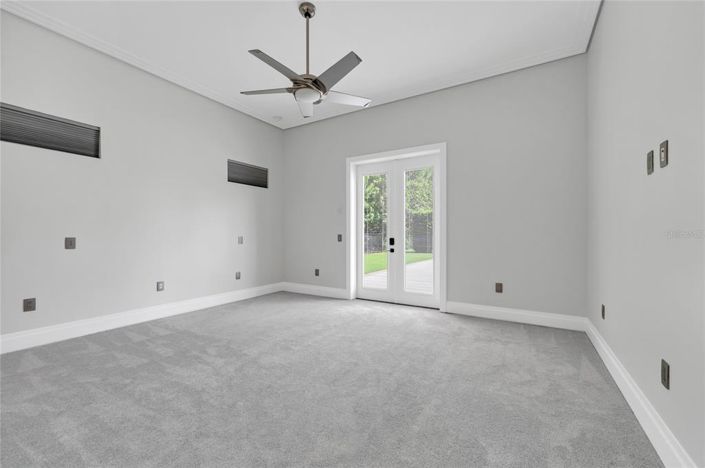 Image No.31-8 Bed Property for sale