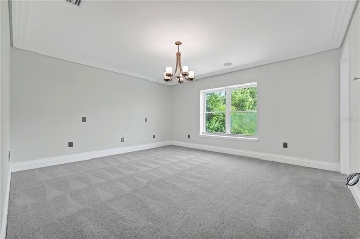 Image No.51-8 Bed Property for sale