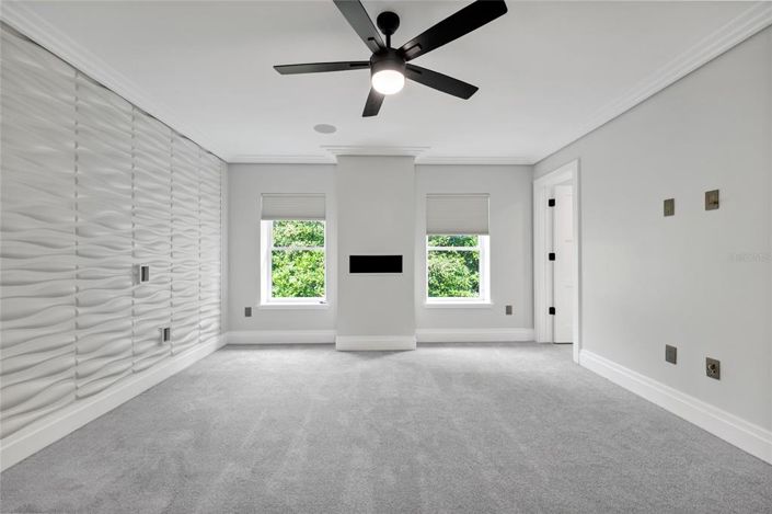 Image No.55-8 Bed Property for sale