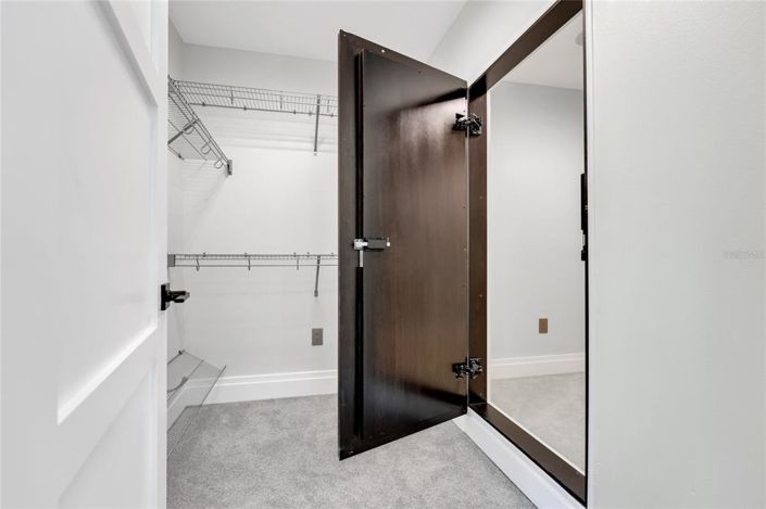 Image No.56-8 Bed Property for sale