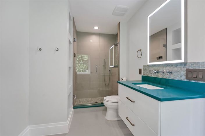 Image No.57-8 Bed Property for sale