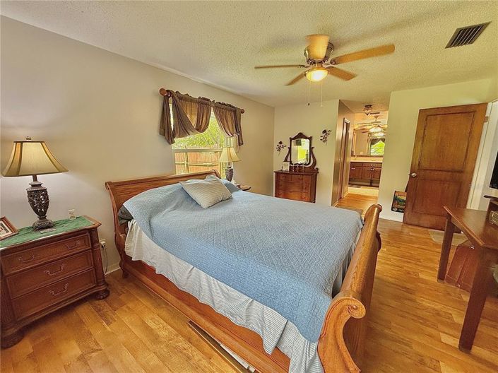 Image No.12-Propriété de 4 chambres à vendre à Kissimmee