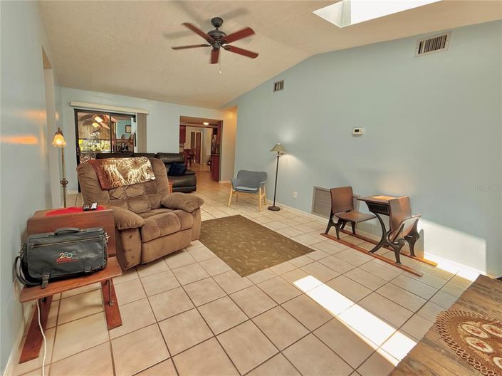 Image No.16-Propriété de 4 chambres à vendre à Kissimmee