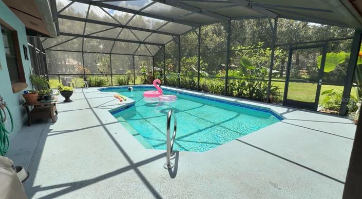 Image No.2-4 Bed Property for sale