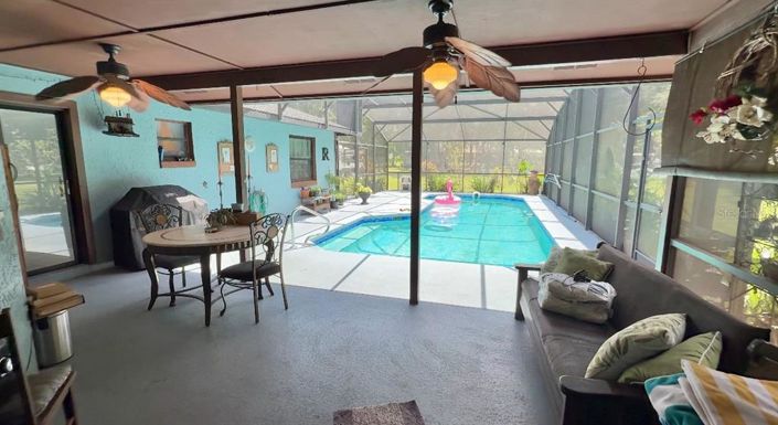 Image No.3-Propriété de 4 chambres à vendre à Kissimmee